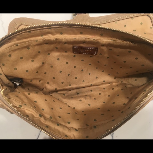 Kate spade Clutch with wristlet option - Picture 3 of 5